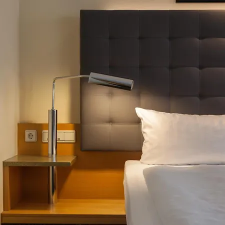 מלון Abacus Tierpark