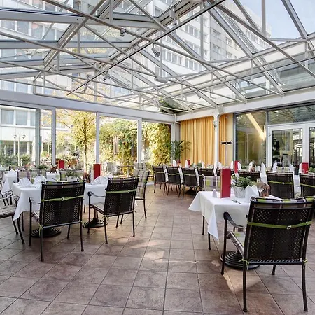 Abacus Tierpark מלון 4*